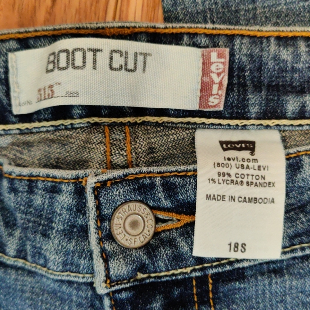 515 Levi's Bootcut Jeans 18S - Picture 2 of 4